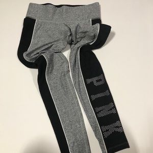 Victoria’s Secret PINK leggings with side pockets
